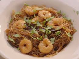 Thai Noodles With Cinnamon Prawns Recipe Food Com Recipe Simply Nigella Thai Noodles Yummy Noodles