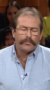 Helen claims her grandson David stole numerous things from her, including  valuable jewelry from her late husband! David denies it.