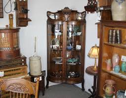 58483 solid maple ethan allen american traditional corner cabinet hutch curio. Bargain John S Antiques Antique Corner Oak China Cabinet Claw Feet Original Finish Bargain John S Antiques