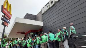 Menu kolaborasi mcd x bts ini sudah dinantikan sejak lama oleh army indonesia. Ae Wvhllponqdm