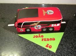 Autocarro Do Benfica Bolo Benfica Bolos De Aniversario Bolos Da Disney