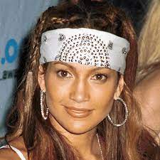 Hairstyles with long curly hair, drew barrymore was known for this pretty cute and boyish blunt hairstyle in the '90s. The 20 Best 90s Hairstyles That Need To Come Back Who What Wear