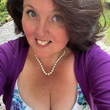 So where is everyone buying trophies and dash plaques from now days for car  shows??