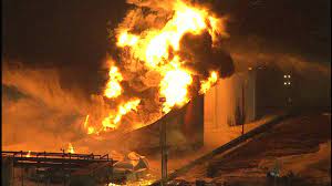 Gas line break at refinery in commerce city, co march 7, 2019. Deer Park Fire 4 Tanks Still Burning As Smoke Lifts From Itc For 3rd Day Abc13 Houston