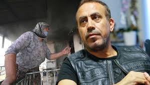 Storybox #haluklevent #ahbap haluk levent röportajının 2'nci bölümü yayında. Haluk Levent Manavgat Taki Yanginda Tedavi Parasini Kaybeden Kanser Hastasi Cemile Oner Icin Harekete Gecti