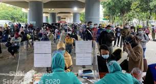 Rapid Test Di Stasiun Gambir Membeludak Warga Diminta Tes Di Tempat Lain