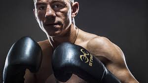 McCormack brothers guaranteed medals for England after last eight wins