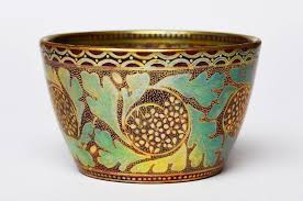 Zsolnay Pecs Funfkirchen Ungarn Seltene Kleine Jugendstil Schale Keramik Eosin Irisierend Feine Florale Ornamentik Um 1900 Mit Bod Keramiak Porcelan