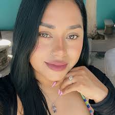 Lorena Nava (@soluna511)