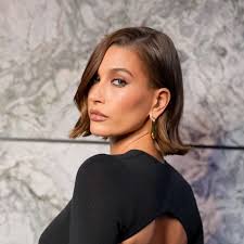 Exactly How To Style Your Bob, Depending On Your Hair Type And Face Shape