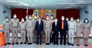 ราชวิทยาลัยจุฬาภรณ์ ประกาศเพิ่มอำนาจ สามารถนำเข้า จัดจำหน่ายวัคซีนได้เอง โดยคำนึงถึงประโยชน์ที่ประชาชน. Tjzchwb Qx6wcm