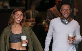 Stacey dooley, joe sugg, ashley roberts and faye tozer will compete on saturday night. Strictly S Kevin Clifton Has Swapped Clubbing For Cuppas Since Meeting Stacey Dooley