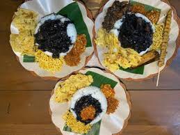 Jul 27, 2020 · resep nasi omelette ala burjo. Nasi Cumi Hitam Madura Pak Kris Sunter Lengkap Menu Terbaru Jam Buka No Telepon Alamat Dengan Peta