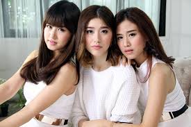 Faye fang kaew, a thai pop trio. Faye Pornpawee Ffk Kamikaze Home Facebook