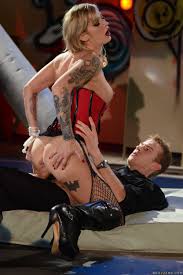 Street slut Kleio Valentien gets her gaping ass rimmed and fucked (Kleio  Valentien, Danny D in Brazzers)