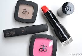 Makeup Look A Bright Lip Neutral Eyes With Arbonne With Mini Reviews And Swatches Cosmetic Proof Vancouver Beauty Nail Art And Lifestyle Blog About 2% of these are cosmetic bags & cases, 0% are handbags.