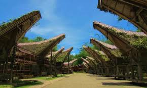 Rumah adat sulawesi selatan (tongkonan). Rumah Adat Toraja