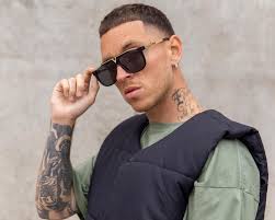 💥𝗡𝗲𝘄 𝗺𝗼𝗱𝗲𝗹𝗼 🕶𝗛𝗔𝗭𝗔𝗥𝗗 •Lentes Unisex UV400 . . 📸  @conejovintage 🔝 @aaron.muro 🔝 @giannina1606 #lentes #lentesdemoda  #outfit #outfits #unisex #moda #fashionstyle