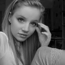 Berta Diaz's Instagram, Twitter & Facebook