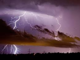 Jun 20, 2021 · hitzewelle in deutschland: Wetter In Deutschland Heftige Sturzfluten Schwulwarme Luft Bringt Unwetter Welt