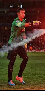 Download wallpapers 4k fernando muslera abstract art goalkeeper uruguay national team fan art muslera soccer footballers neon lights uruguayan footbal goalkeeper football team football. Fernando Muslera 1905 Arda Turan Cimbom Falcao Fatih Terim Galatasaray Hd Mobile Wallpaper Peakpx