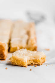 Neiman Marcus Bars Are The Easiest Indulgent Treat These Addicting Bars Are A Mix Between A Blondie B Dessert Bar Recipe Neiman Marcus Bars Cookie Bar Recipes
