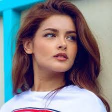 Leona Wilson's Instagram, Twitter & Facebook