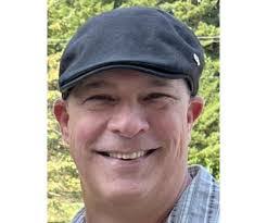 Scott Garrity's Instagram, Twitter & Facebook