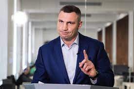 1,791,646 likes · 35,236 talking about this. 15 Letnij Syn Vitaliya Klichko Uzhe Pereros 198 Santimetrovogo Vladimira Klichko Foto Chempionat