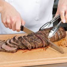 Jenis pisau yang digunakan untuk menyantap main course adalah. 10 Jenis Pisau Yang Dipakai Chef Terkenal