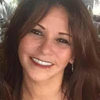 Julie Moy's Instagram, Twitter & Facebook