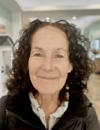 Pamela Feltman's Instagram, Twitter & Facebook