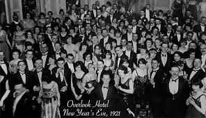 Overlook Hotel New Year S Eve 1921 The Shining By Stephen King The Shining Overlook Hotel Stanley Kubrick Movies