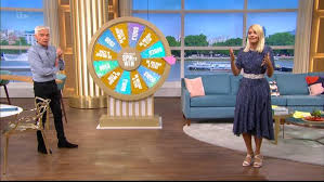 Mother's day special ❤️ sponsored by garnier. Holly Willoughby And Phillip Schofield Confirm Break From This Morning Irish Mirror Online