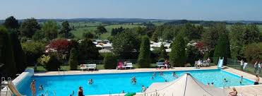 Burg Reuland Belgische Ardennen Oostkantons Familiecamping Met Zwembad Boerderijdieren Speeltuin Familiecamping Camping Belgie