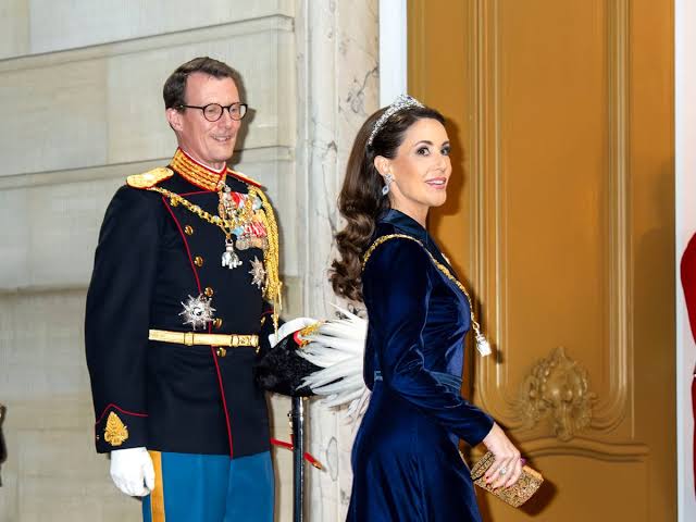 Slut med titelkrig: Nu har Joachim og Marie lagt det bag sig | SE og HØR