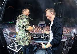 So far away is a song by dutch music producer martin garrix and french music producer david guetta, featuring guest vocals from british singer jamie scott and dutch singer romy dya. Martin Garrix And David Guetta Dropped Beautiful Collaboration Titled So Far Away