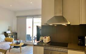 Ubicado en el límite de los barrios de sant gervasi y gracia, este 1 dormitorio, 1 baño. Apartamento En Alquiler En Barcelona Centro Barcelona Barcelona