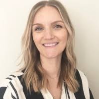 2400+ profilů „Pfau“