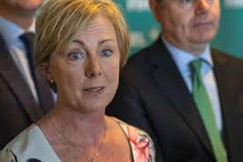 Minister won pay deal for spin doctor €6,000 above salary cap
