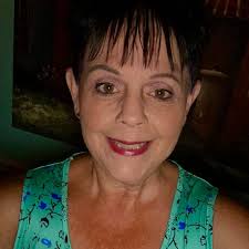 Este accidente en Filadelfia es muy triste. Un niño de México, que era  paciente, estaba en el avión que se estrelló. Acababa de completar su  tratamiento y la estaban llevando de vuelta