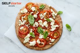 Each pizza recipe here was chosen with an eye on calories and fat so it will fit your healthy diet. 6 Quick And Easy Pizza Recipes Under 300 Calories Self