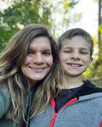 Loving all of our outdoor fall adventures 🍂🍁🍃 #fallvibes #stateparks  #naturetrails