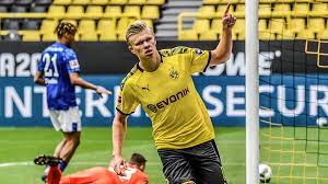 Latest on borussia dortmund forward erling haaland including news, stats, videos, highlights and more on espn. Erling Haaland Erzielt Erstes Bundesliga Tor Nach Corona Pause Fuhrung Fur Den Bvb Im Geister Derby Sportbuzzer De