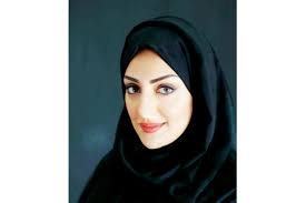 مذيعين الف الف اف ام