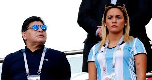 🙌 ¿cómo fue entrar al mundo mediático a partir de su relación con diego? Major Difference In Diego Maradona As He Celebrates Argentina S Goal Against France With Partner Rocio Oliva Irish Mirror Online