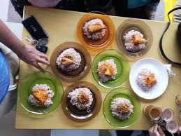 Pasar ini sangat popular kerana menjual pelbagai barangan seperti baju, kain pasang, kuih muih dan keropok lekor. Untitled Sarapan Pagi Di Tawang Bachok Nasi Dagang Memang