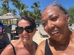 Lori Demars's Instagram, Twitter & Facebook