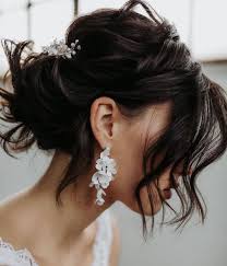 0:00 introduzione0:43 mezzo codino2:46 treccia laterale a bolle4:48 chignon6:53 doppie trecce8:29 coda con treccia . Acconciature Capelli Mossi Gli Hairstyle Corti Medi E Lunghi Piu Belli