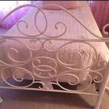 The string of 30 bright led lights at the top illuminates the room and adds a touch of sparkle. Best Bombay Kids Twin Size Metal Canopy Bed Frame Off White For Sale In Dekalb County Illinois For 2021